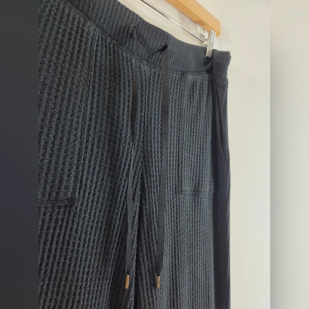 J. CREW Black Waffle Knit Cropped Wide Leg Cozy Lounge Soft Pajama Sleep Bottoms